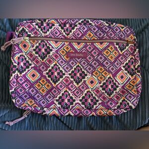 Vera Bradley Dream Diamonds Backseat Organizer / New condition.